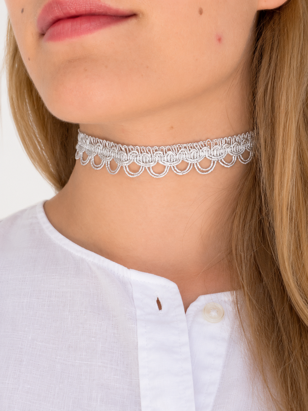 Maia silver lace choker worn, handmade jewelry Vienna