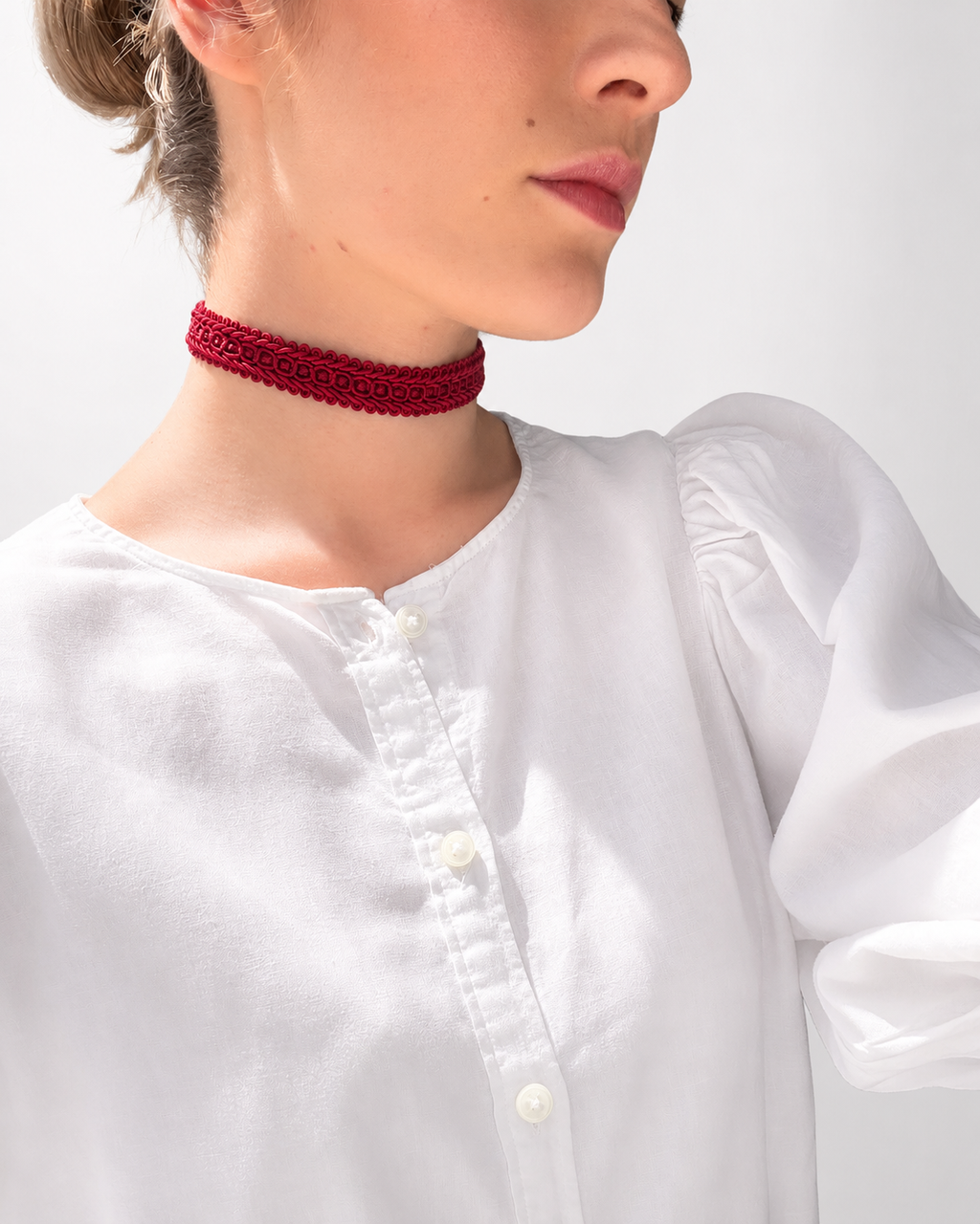 Juliette red fabric choker close-up detail, handmade in Vienna