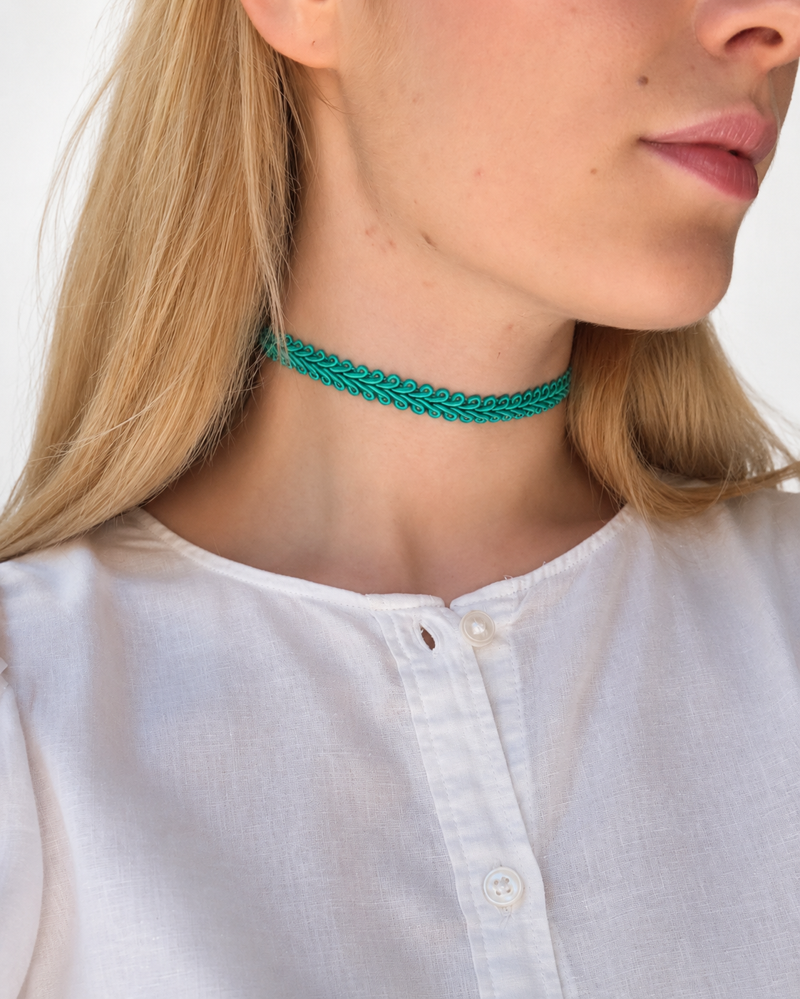 Camille teal braided choker close-up detail, handmade in Vienna