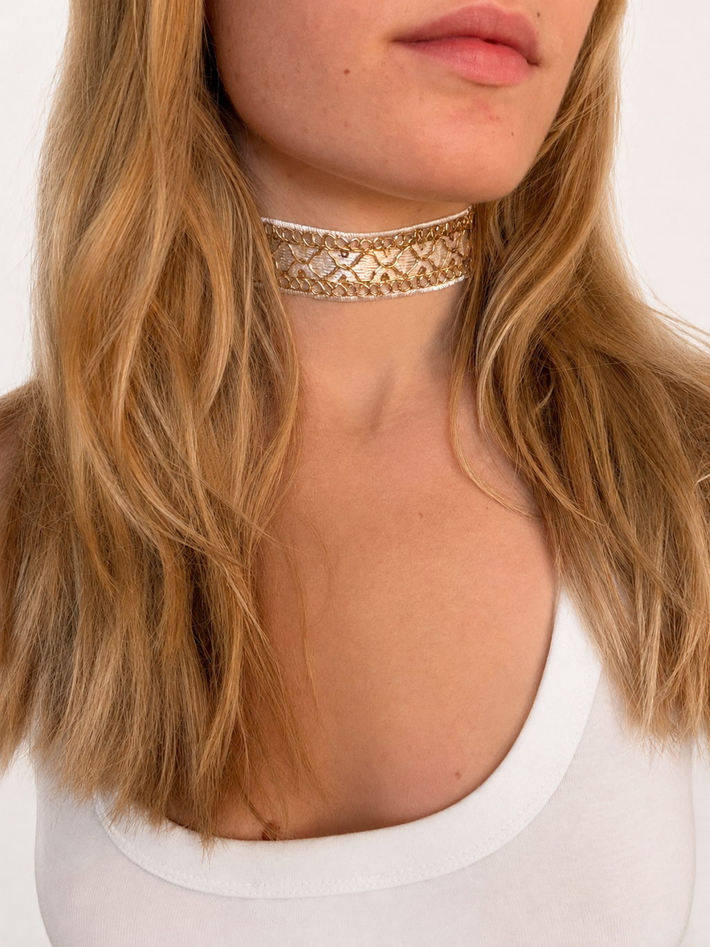 Gaia white gold choker – embroidered fabric choker, handmade in Vienna