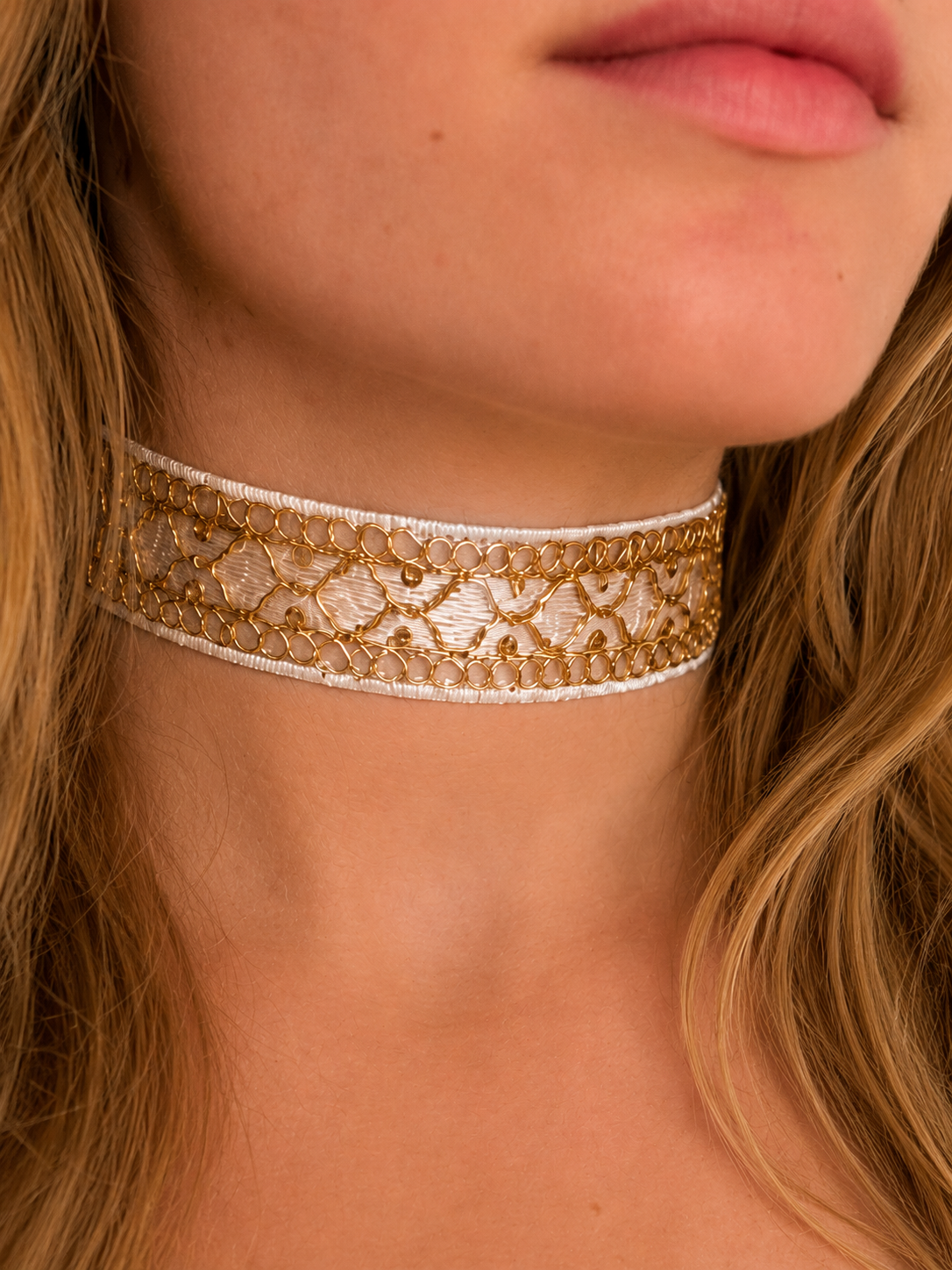 Gaia white gold choker worn, handmade jewelry Vienna